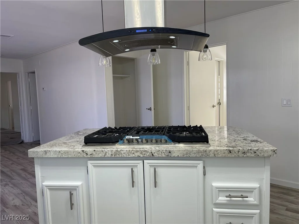 3657 Isle Royale, Las Vegas, NV 89122
