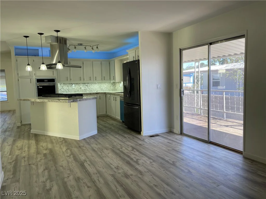 3657 Isle Royale, Las Vegas, NV 89122