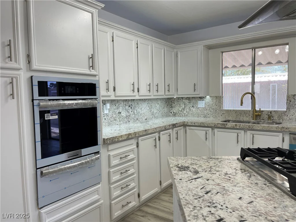 3657 Isle Royale, Las Vegas, NV 89122