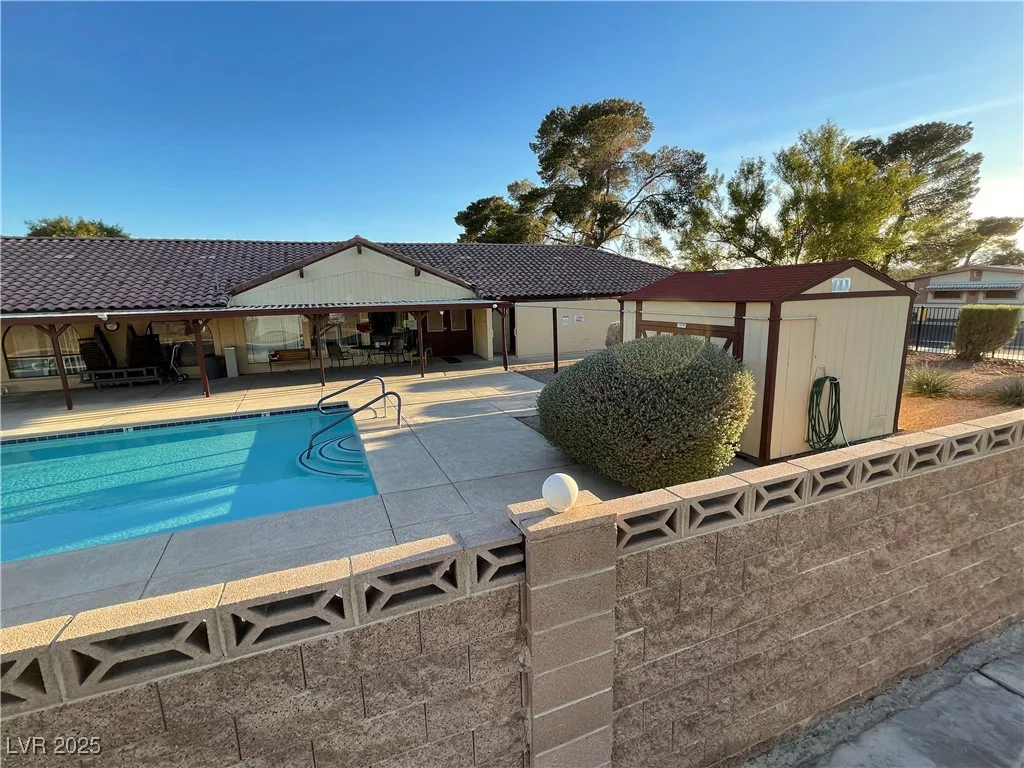3657 Isle Royale, Las Vegas, NV 89122