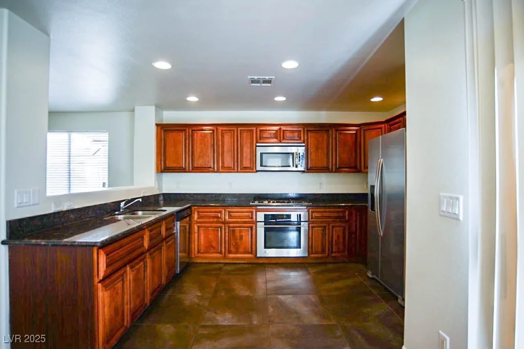 10424 Armand, Las Vegas, NV 89129