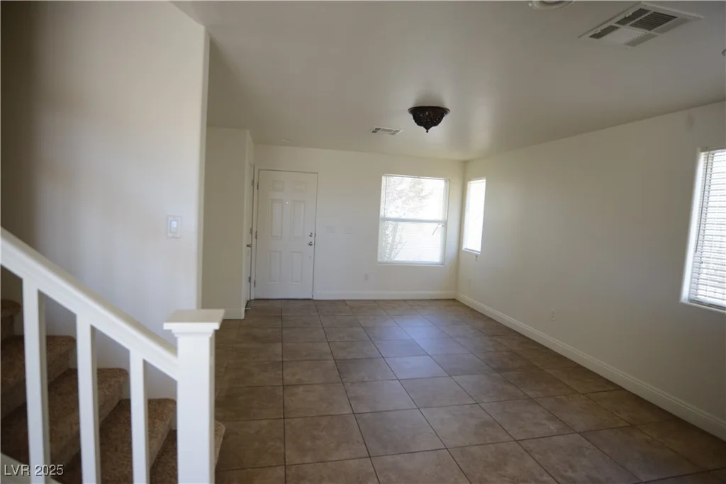 10424 Armand, Las Vegas, NV 89129