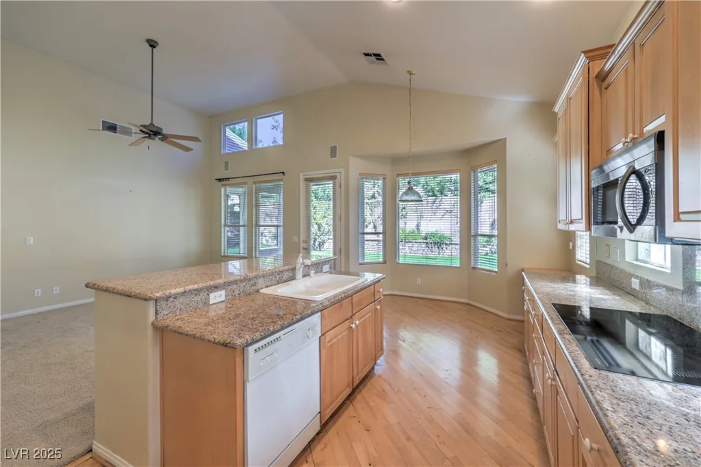 9840 Royal Lamb, Las Vegas, NV 89145
