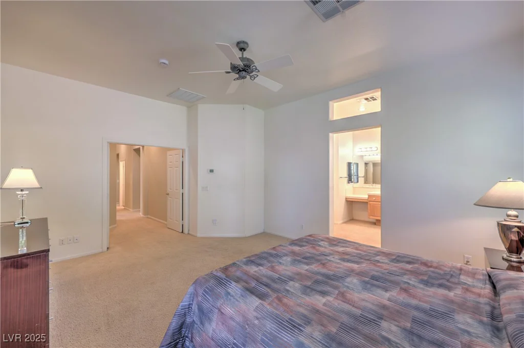 9840 Royal Lamb, Las Vegas, NV 89145