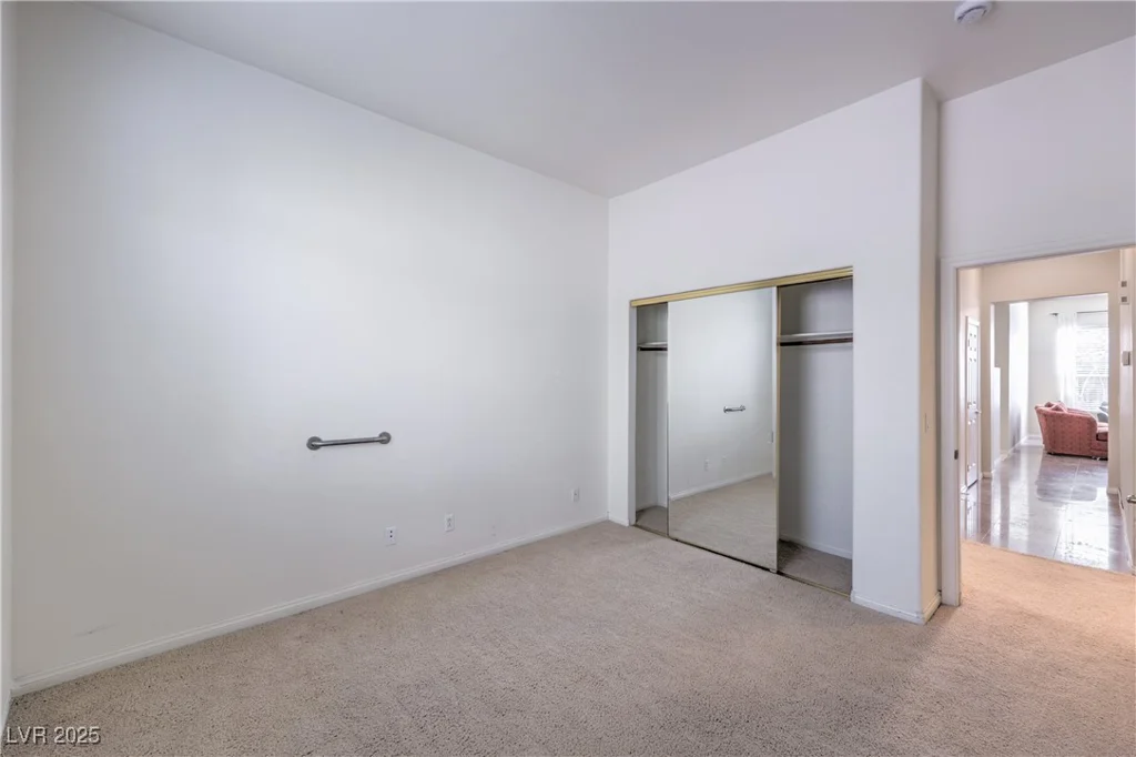9840 Royal Lamb, Las Vegas, NV 89145