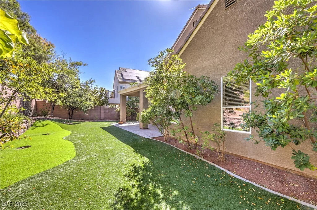 9840 Royal Lamb, Las Vegas, NV 89145