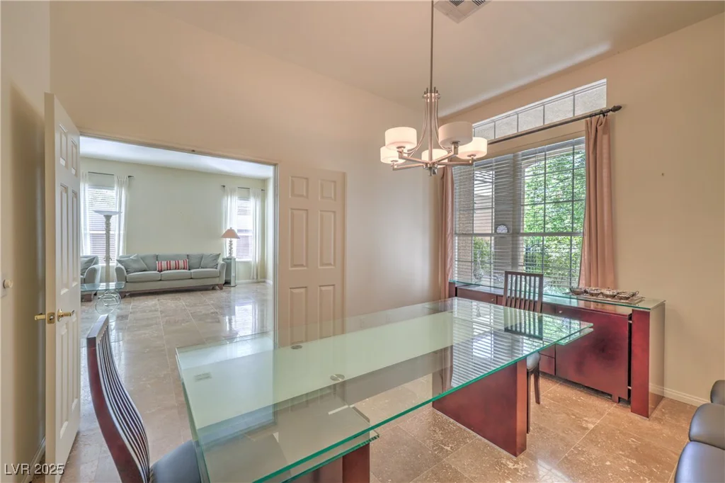 9840 Royal Lamb, Las Vegas, NV 89145