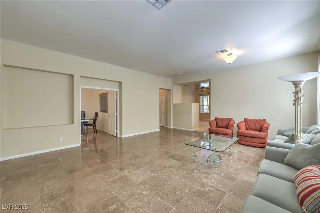 9840 Royal Lamb, Las Vegas, NV 89145