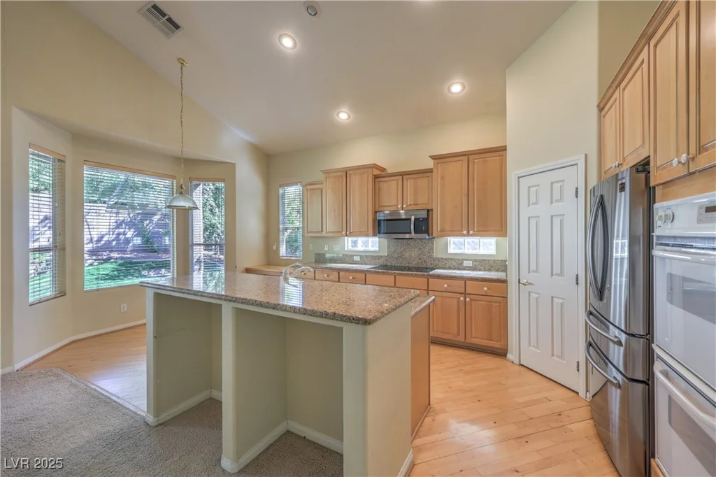 9840 Royal Lamb, Las Vegas, NV 89145