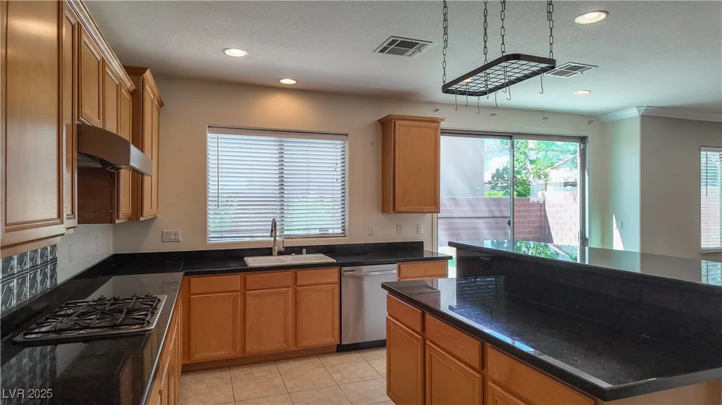 8365 Cupertino Heights, Las Vegas, NV 89178