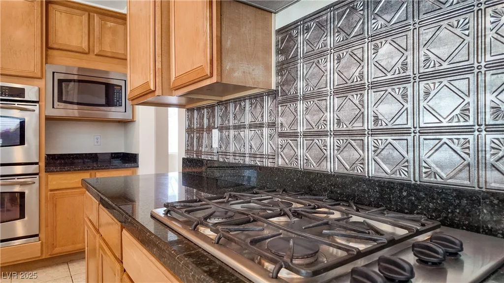 8365 Cupertino Heights, Las Vegas, NV 89178