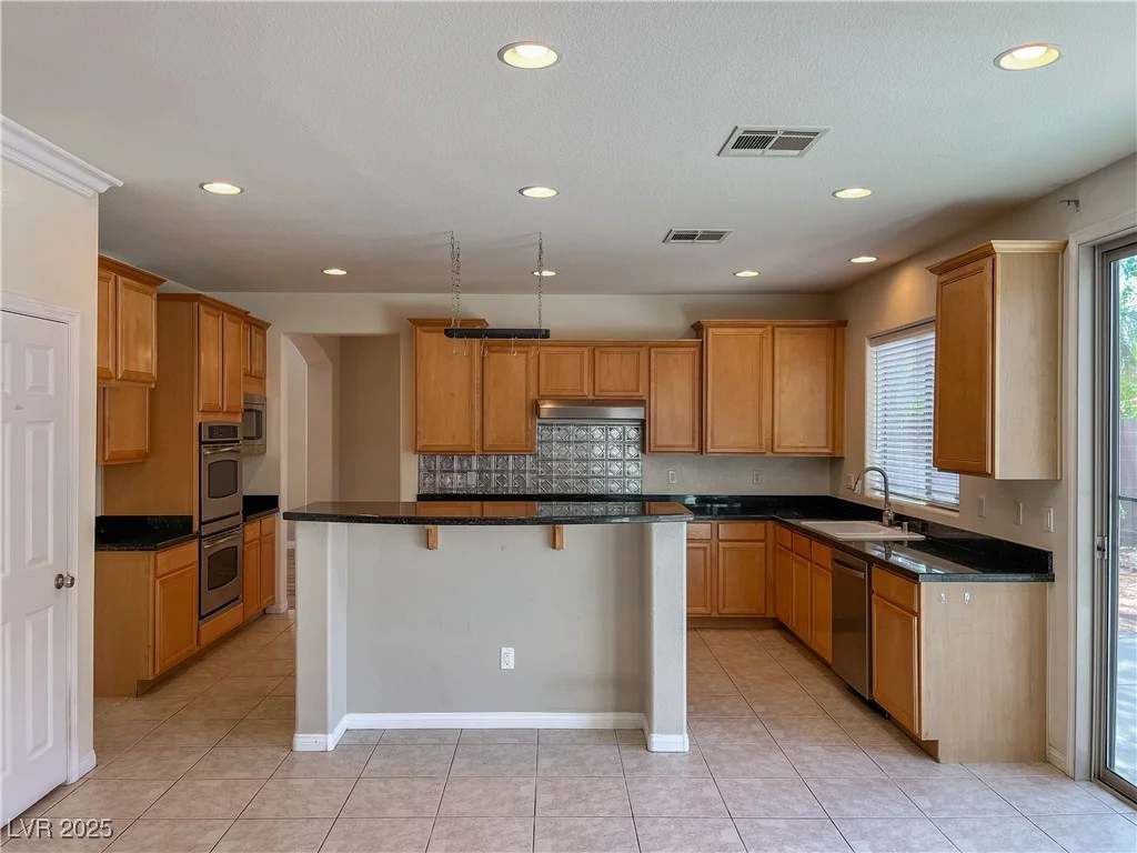 8365 Cupertino Heights, Las Vegas, NV 89178