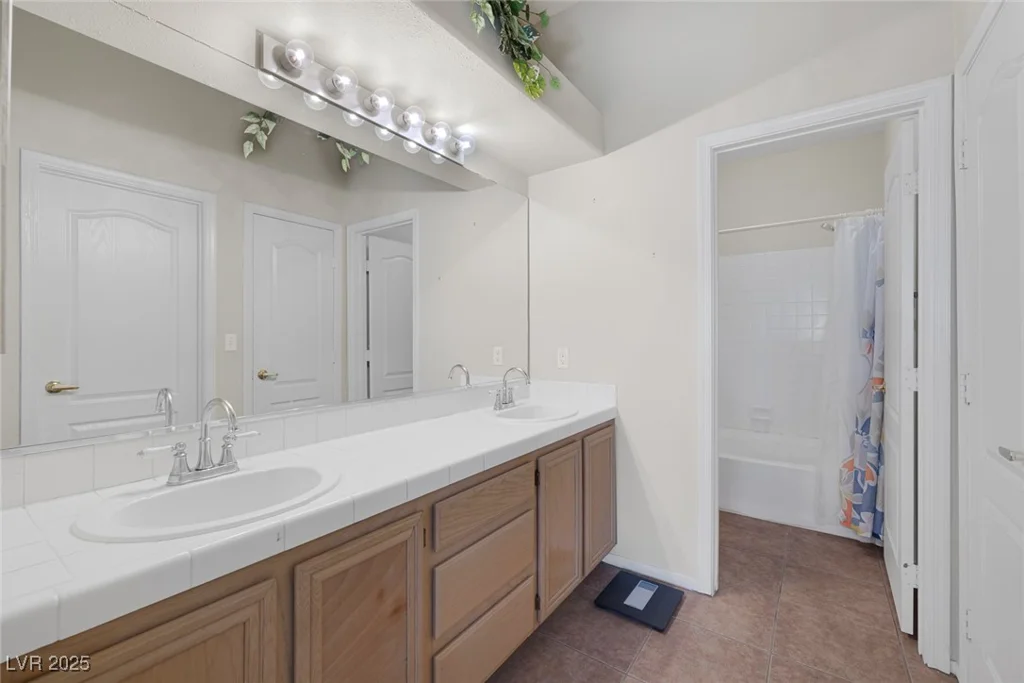 5268 Harvest Breeze, Las Vegas, NV 89118