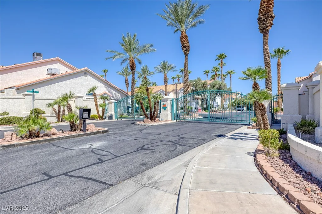 5268 Harvest Breeze, Las Vegas, NV 89118