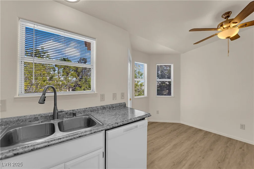 6106 Hillside Bloom, Las Vegas, NV 89130