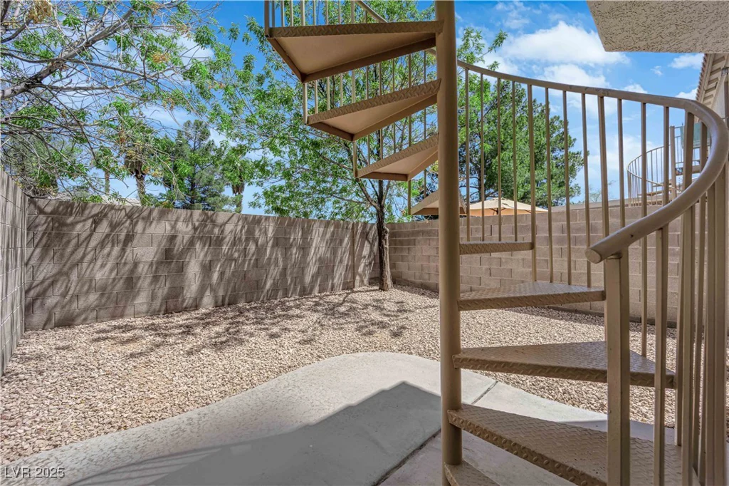 6106 Hillside Bloom, Las Vegas, NV 89130