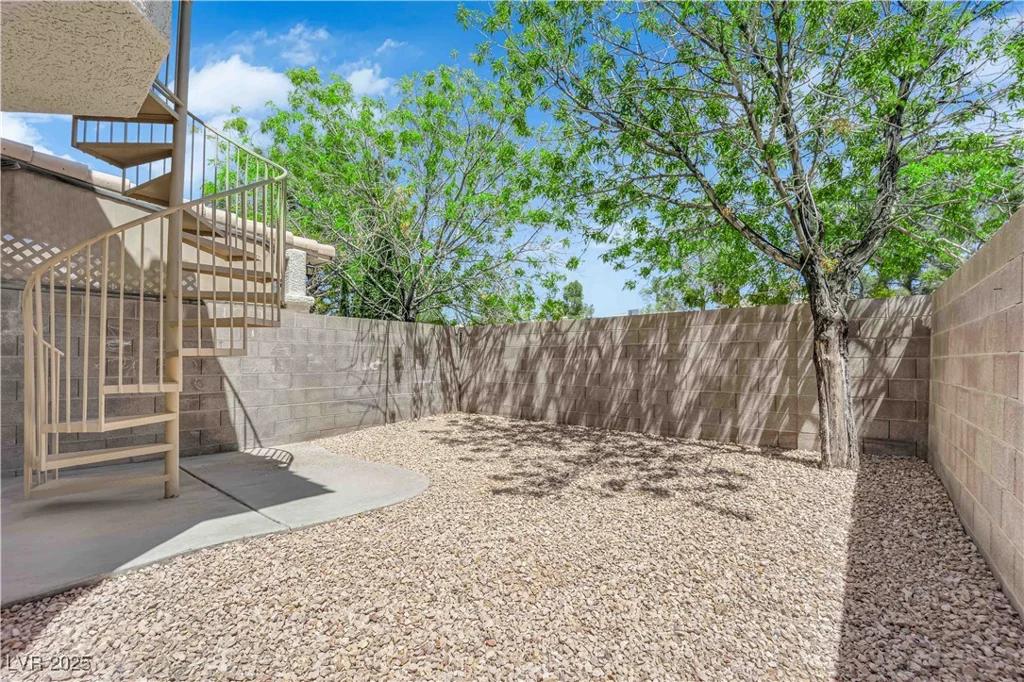 6106 Hillside Bloom, Las Vegas, NV 89130
