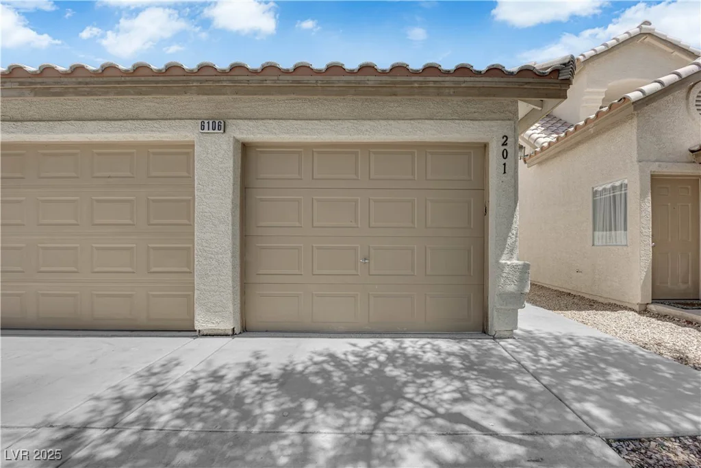 6106 Hillside Bloom, Las Vegas, NV 89130
