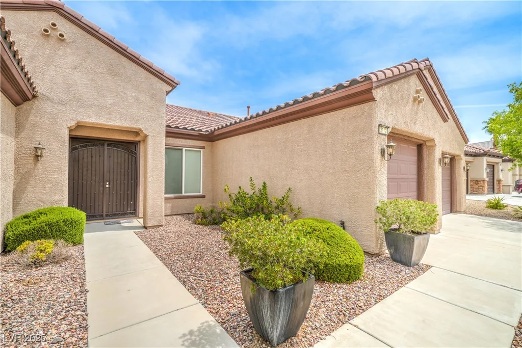 2112 Noah Tyler, Henderson, NV 89052