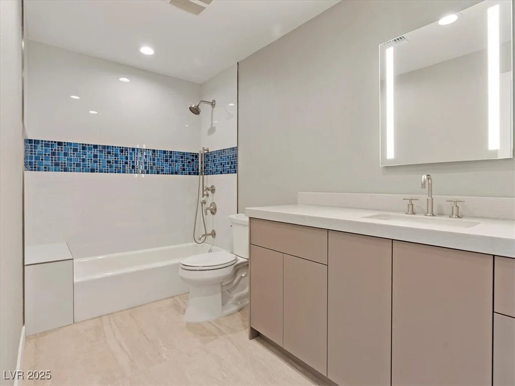 2204 Plaza De La Candela, Las Vegas, NV 89102