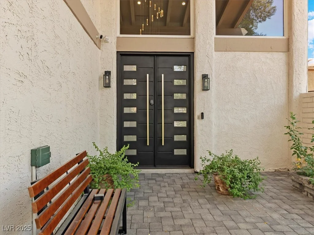 2204 Plaza De La Candela, Las Vegas, NV 89102