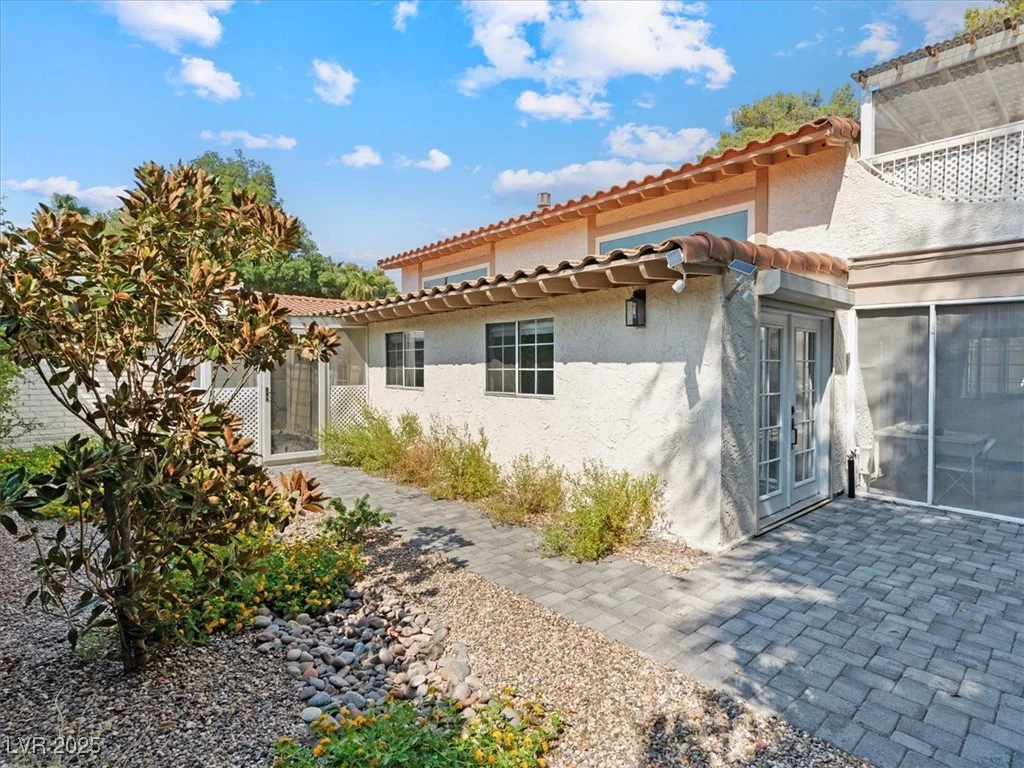 2204 Plaza De La Candela, Las Vegas, NV 89102