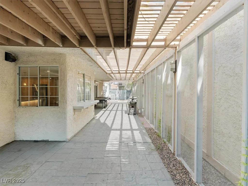 2204 Plaza De La Candela, Las Vegas, NV 89102