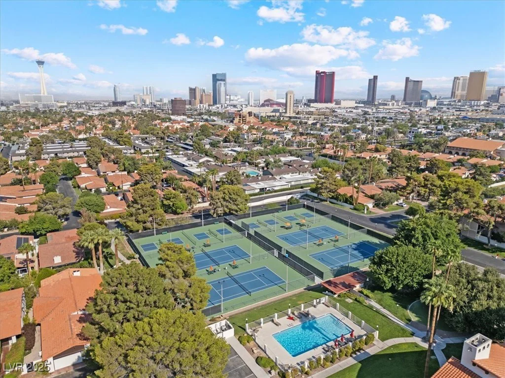 2204 Plaza De La Candela, Las Vegas, NV 89102