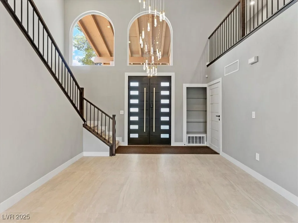 2204 Plaza De La Candela, Las Vegas, NV 89102