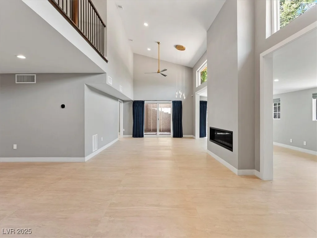 2204 Plaza De La Candela, Las Vegas, NV 89102