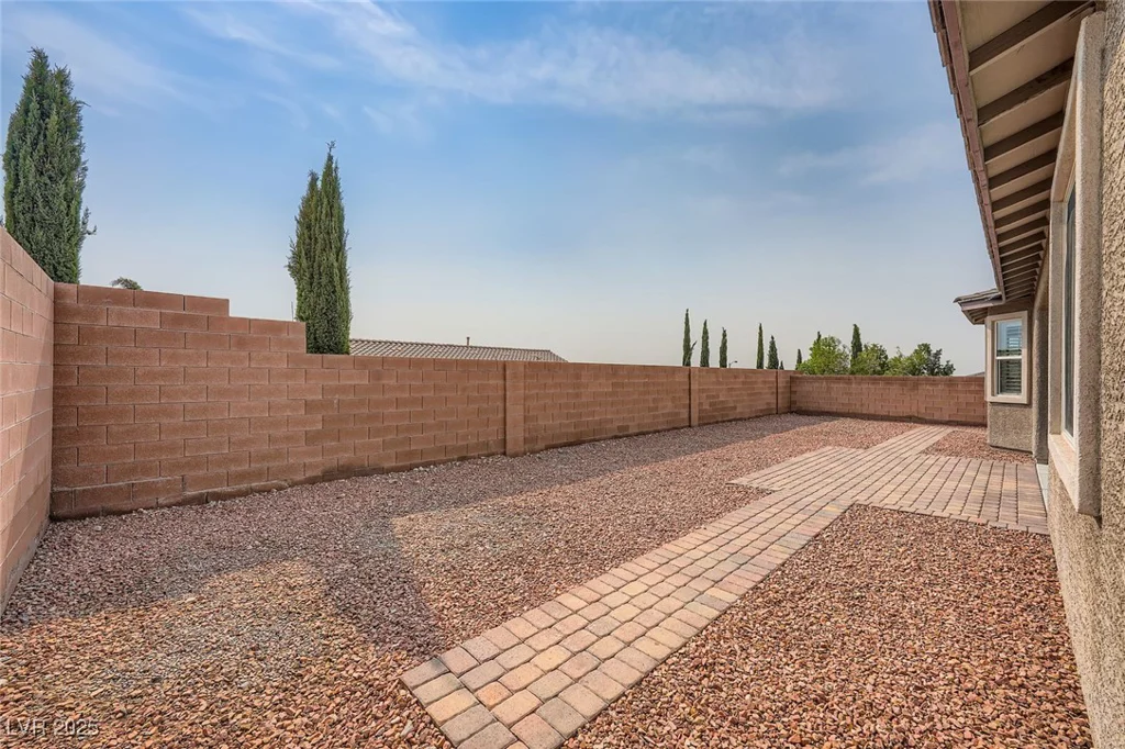 6928 Garrettstone, Las Vegas, NV 89149