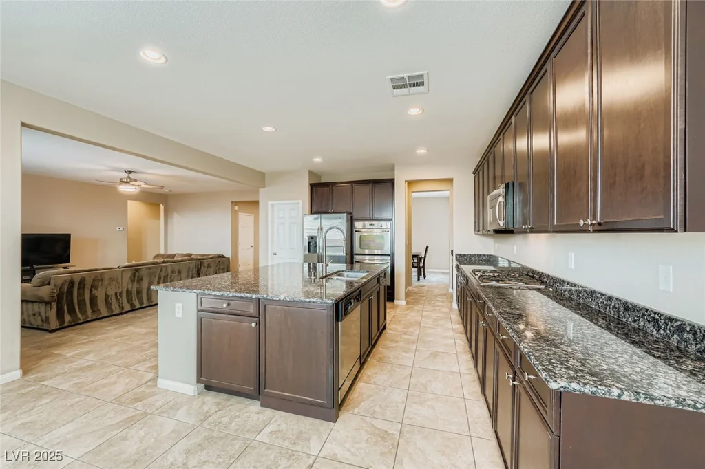 6928 Garrettstone, Las Vegas, NV 89149