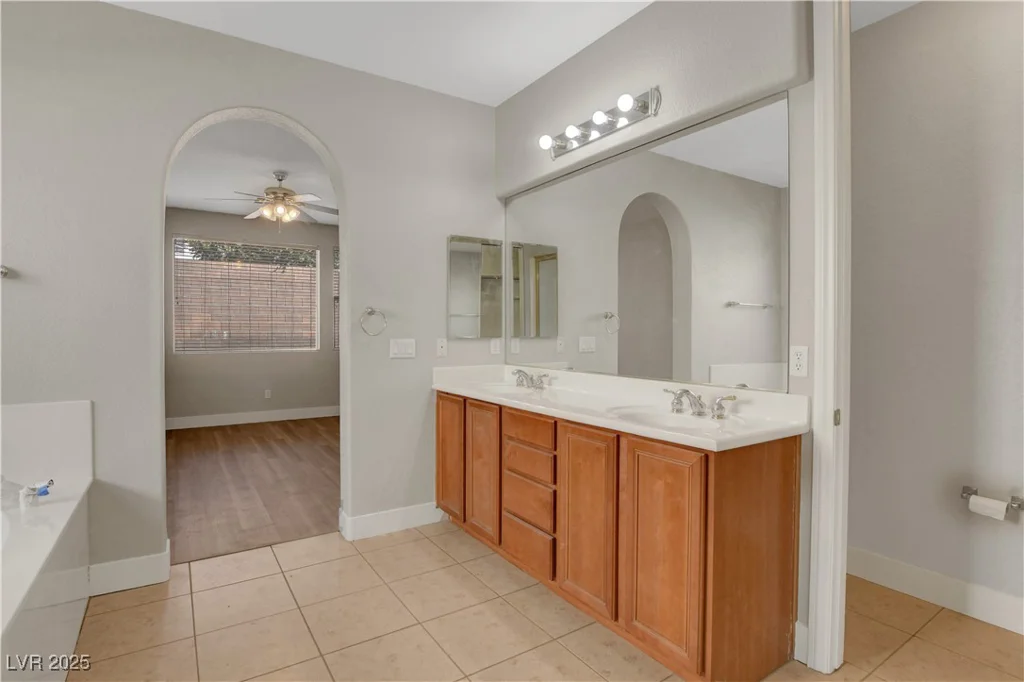 981 Buffalo River, Henderson, NV 89002