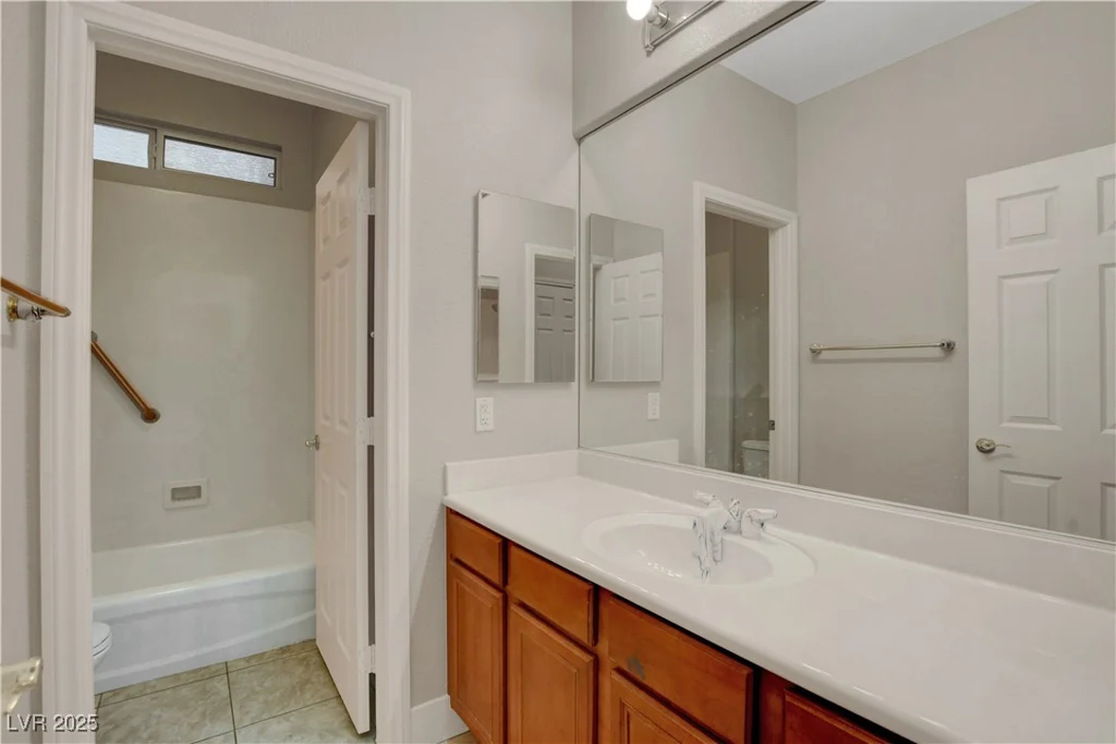 981 Buffalo River, Henderson, NV 89002