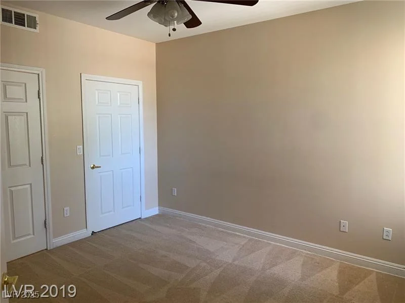 8000 Badura, Las Vegas, NV 89113
