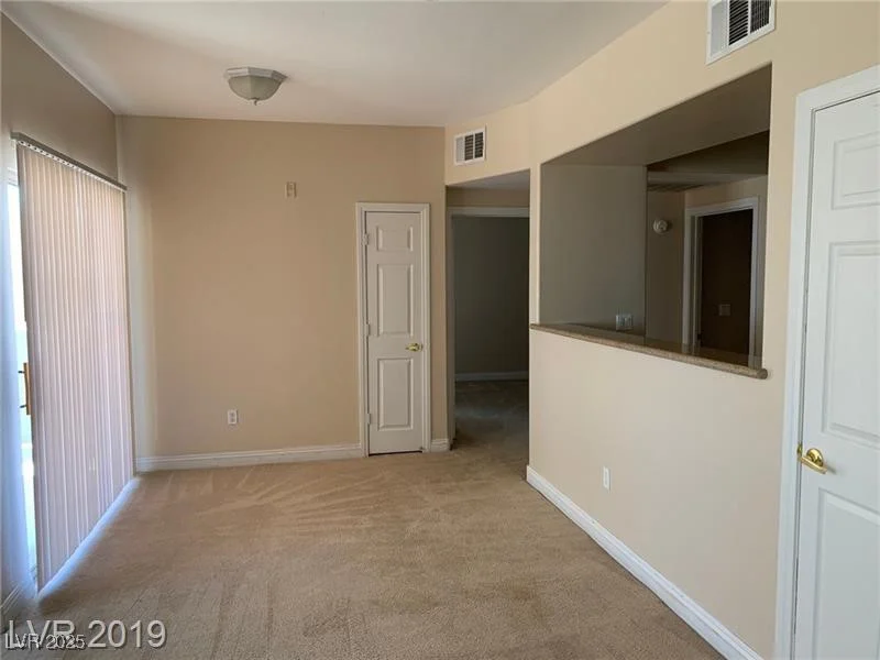 8000 Badura, Las Vegas, NV 89113
