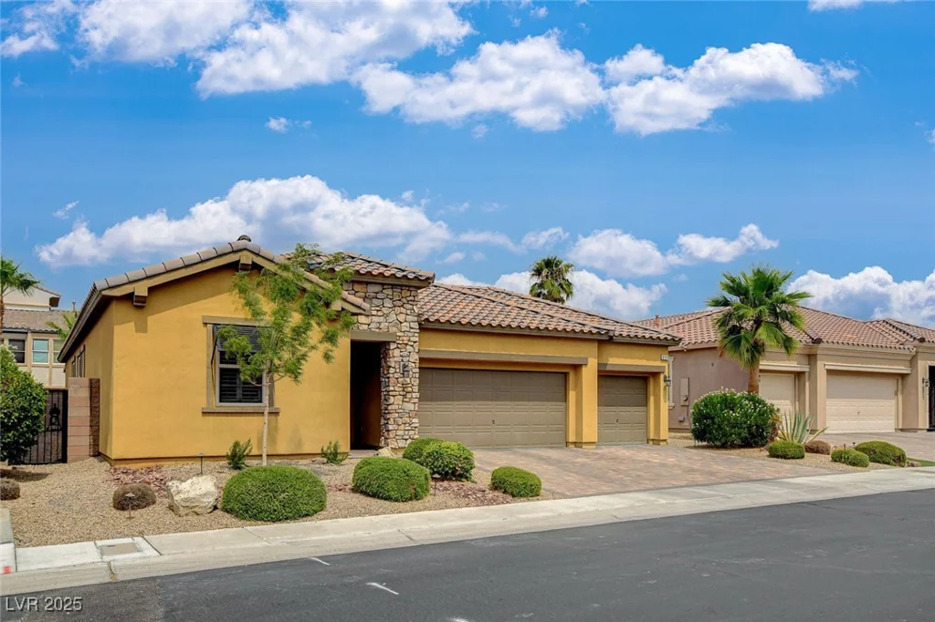 448 Via Palermo, Henderson, NV 89011