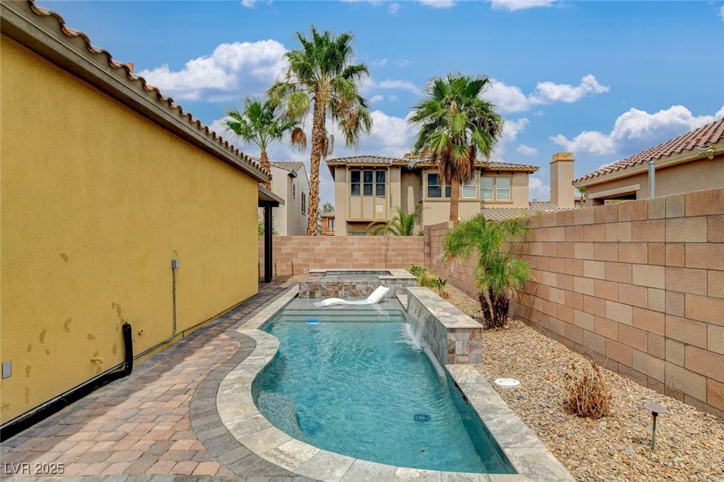 448 Via Palermo, Henderson, NV 89011