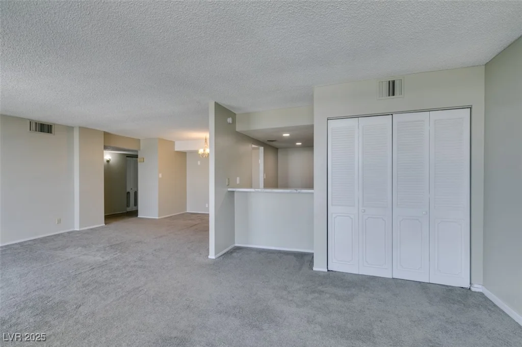 3930 University Center, Las Vegas, NV 89119