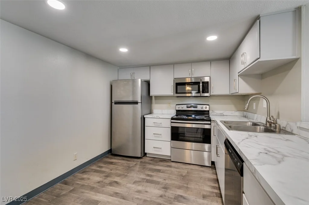 3930 University Center, Las Vegas, NV 89119