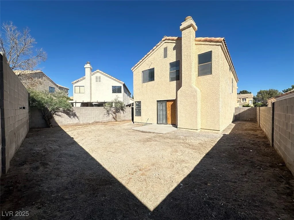 9504 Cliff View, Las Vegas, NV 89117