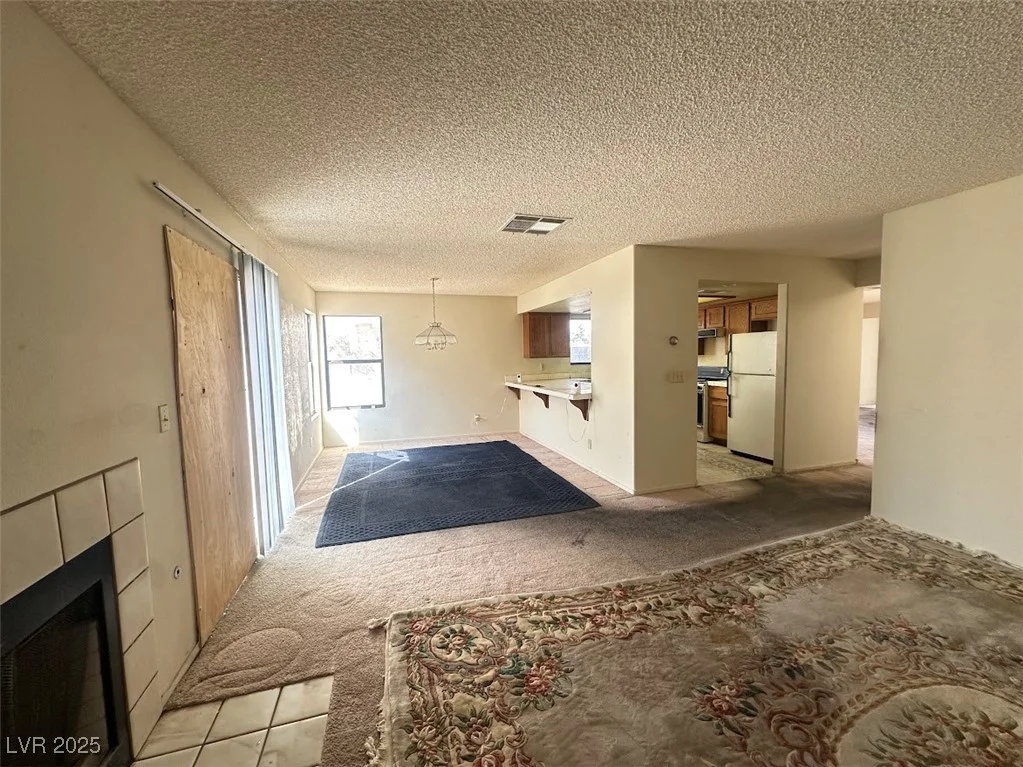 9504 Cliff View, Las Vegas, NV 89117