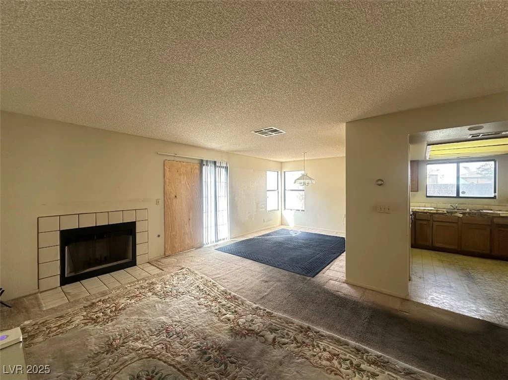 9504 Cliff View, Las Vegas, NV 89117