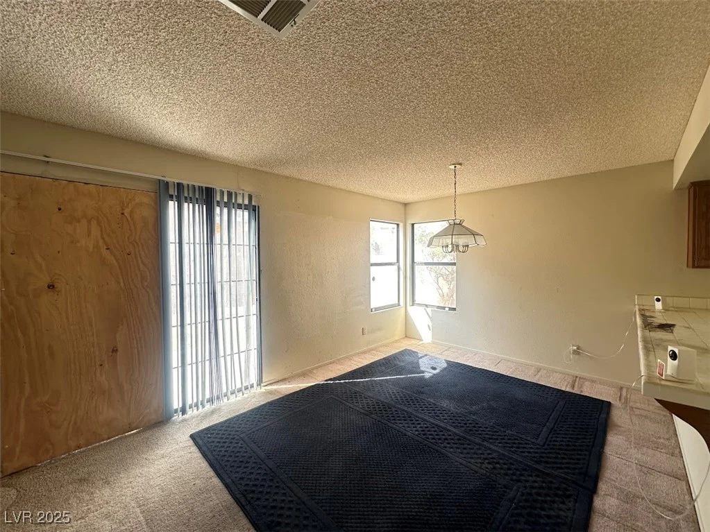9504 Cliff View, Las Vegas, NV 89117