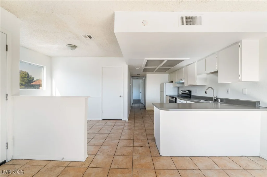 2312 Seco Adobe, North Las Vegas, NV 89030