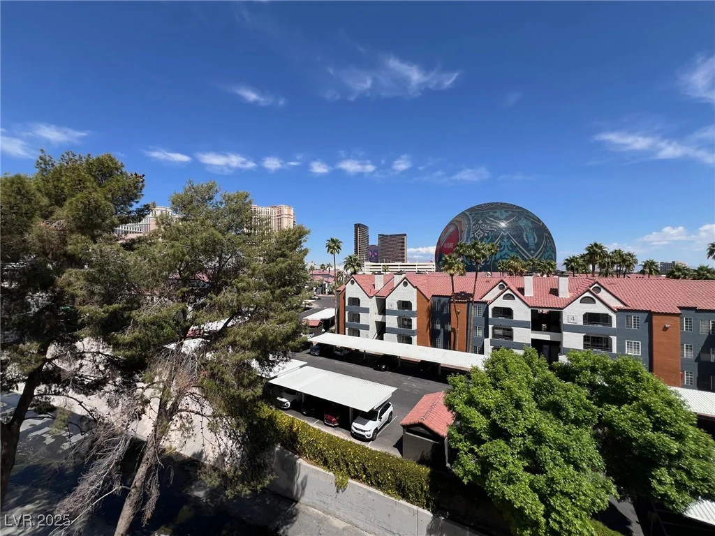 210 Flamingo, Las Vegas, NV 89169