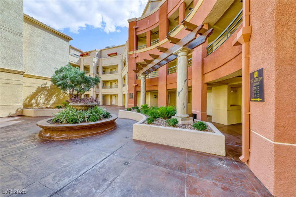 210 Flamingo, Las Vegas, NV 89169