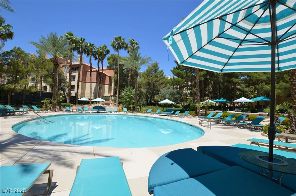 210 Flamingo, Las Vegas, NV 89169