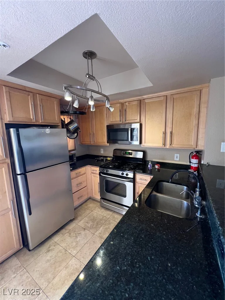 210 Flamingo, Las Vegas, NV 89169