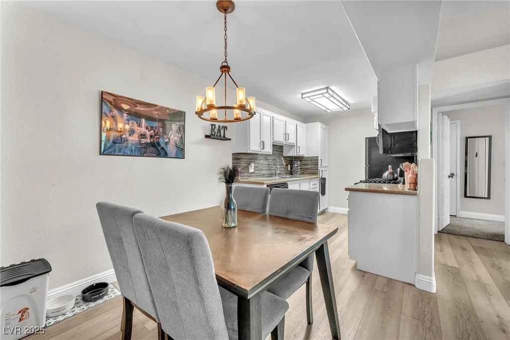 3318 Decatur, Las Vegas, NV 89130
